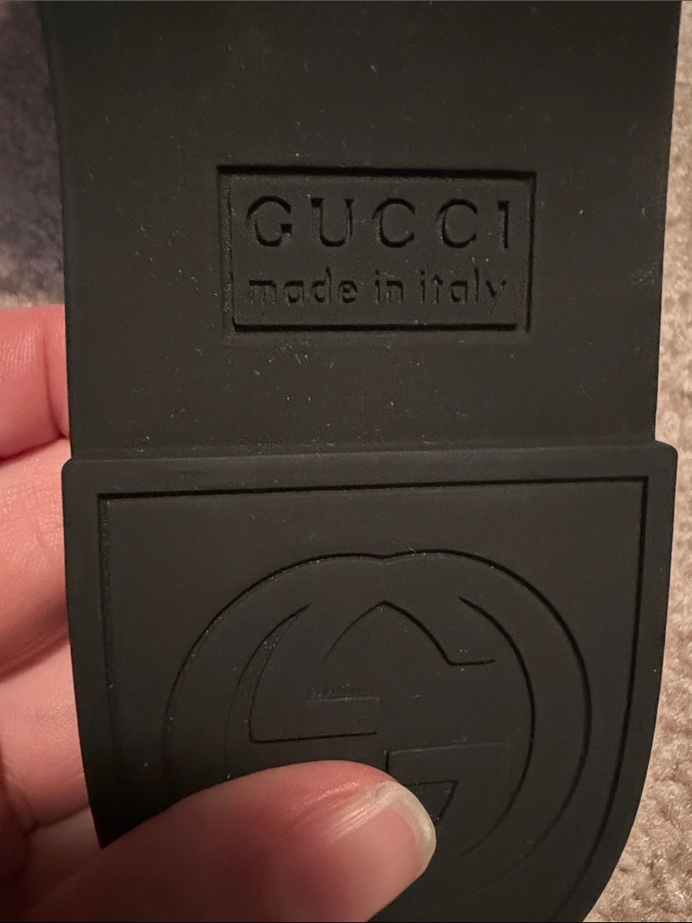 Gucci Black Rubber Interlocking G Slide Sandals - Picture 15 of 16